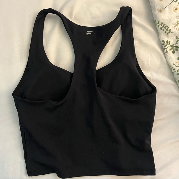 ♠️ Fabletics Built In Bra Workout Tank - Picture 5 of 7